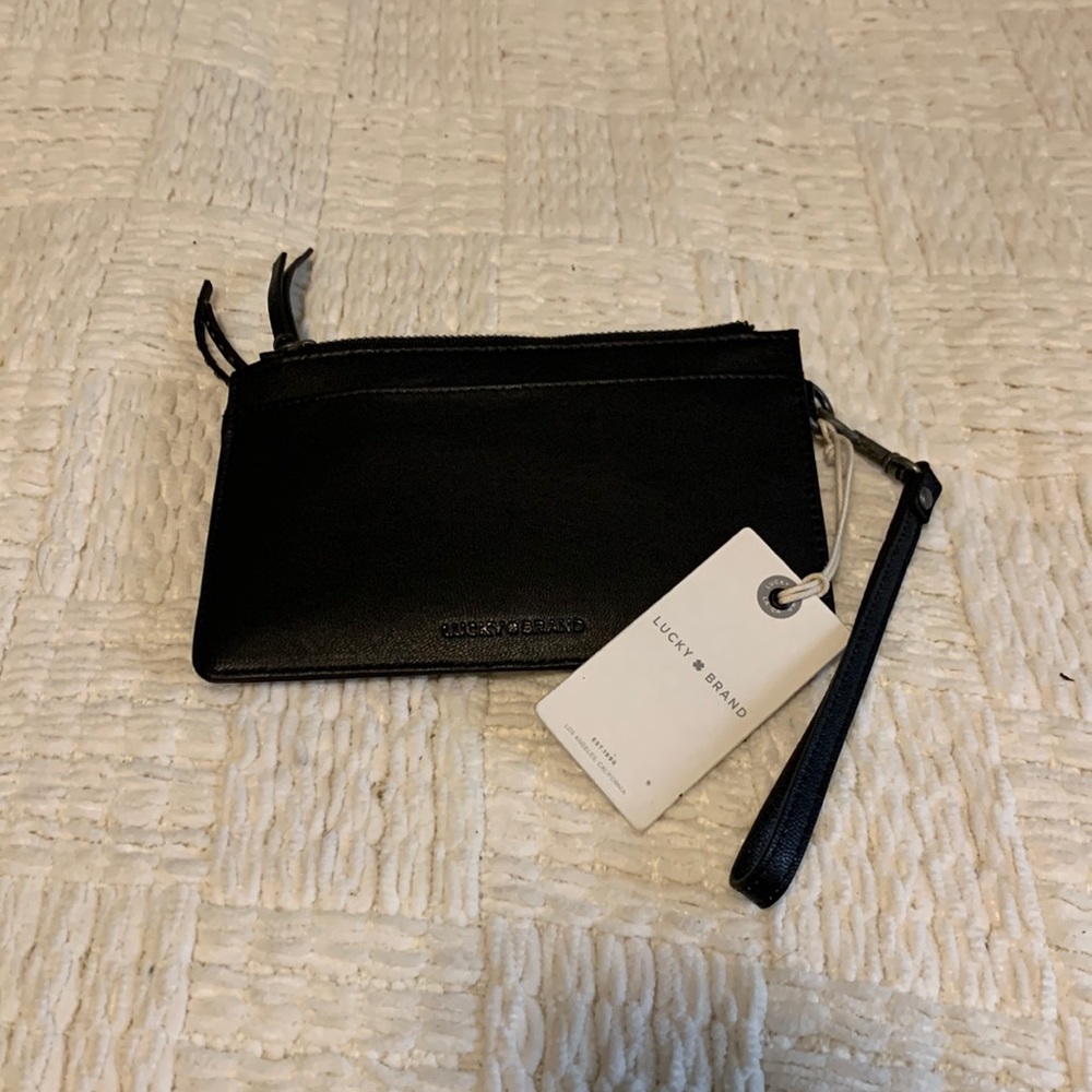 Lucky Brand wristlet. Black.
